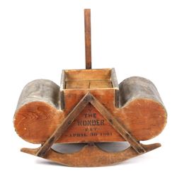 The Wonder Hand Crank Washer C. 1901