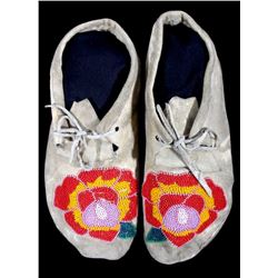 Cree Indian Floral Beaded Moccasins c. 1900-1930's