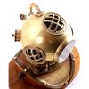 Image 4 : Vintage Miniature Replica Bronze Diving Helmet