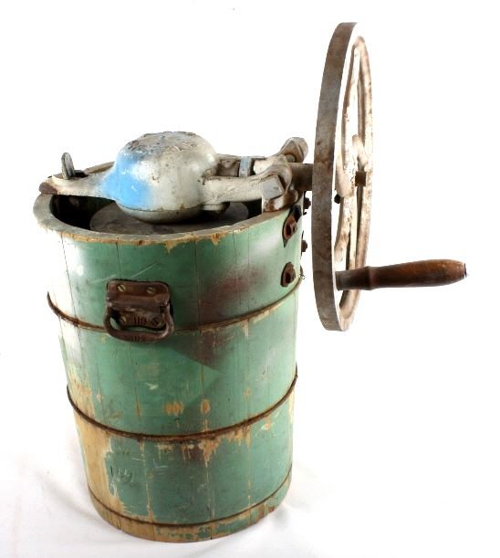 Alaska Freezer 10QT Hand Crank Ice Cream Maker