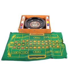 E. S. Lowe Dune Roulette Traveling Set c. 1940's