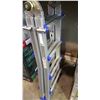 Image 2 : FOLDING EXTENTION LADDER