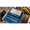 Image 2 : TILE SAW AND ENGINE ANALYZER
