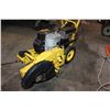 Image 3 : JOHN DEERE E35 GAS LAWN EDGER