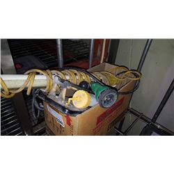 BOX OF WORK LIGHTS AND TILE CUTTER