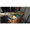 Image 1 : BOX OF WORK LIGHTS AND TILE CUTTER