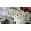 Image 1 : CRATE OF 4 SEMI TIRE CHAINS
