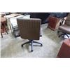 Image 2 : 2 OFFICE CHAIRS