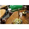 Image 2 : VINTAGE GREEN GLASS BANKERS LAMP