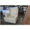 Image 2 : BEIGE ACCENT CHAIR