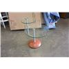 Image 2 : MODERN GLASS TOP TWO TIER END TABLE
