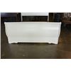 Image 2 : NEW ASHLEY QUEENSIZE WHITE SLEIGH BEDFRAME RETAIL $1337