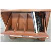 Image 2 : MAPLE RECORD CABINET
