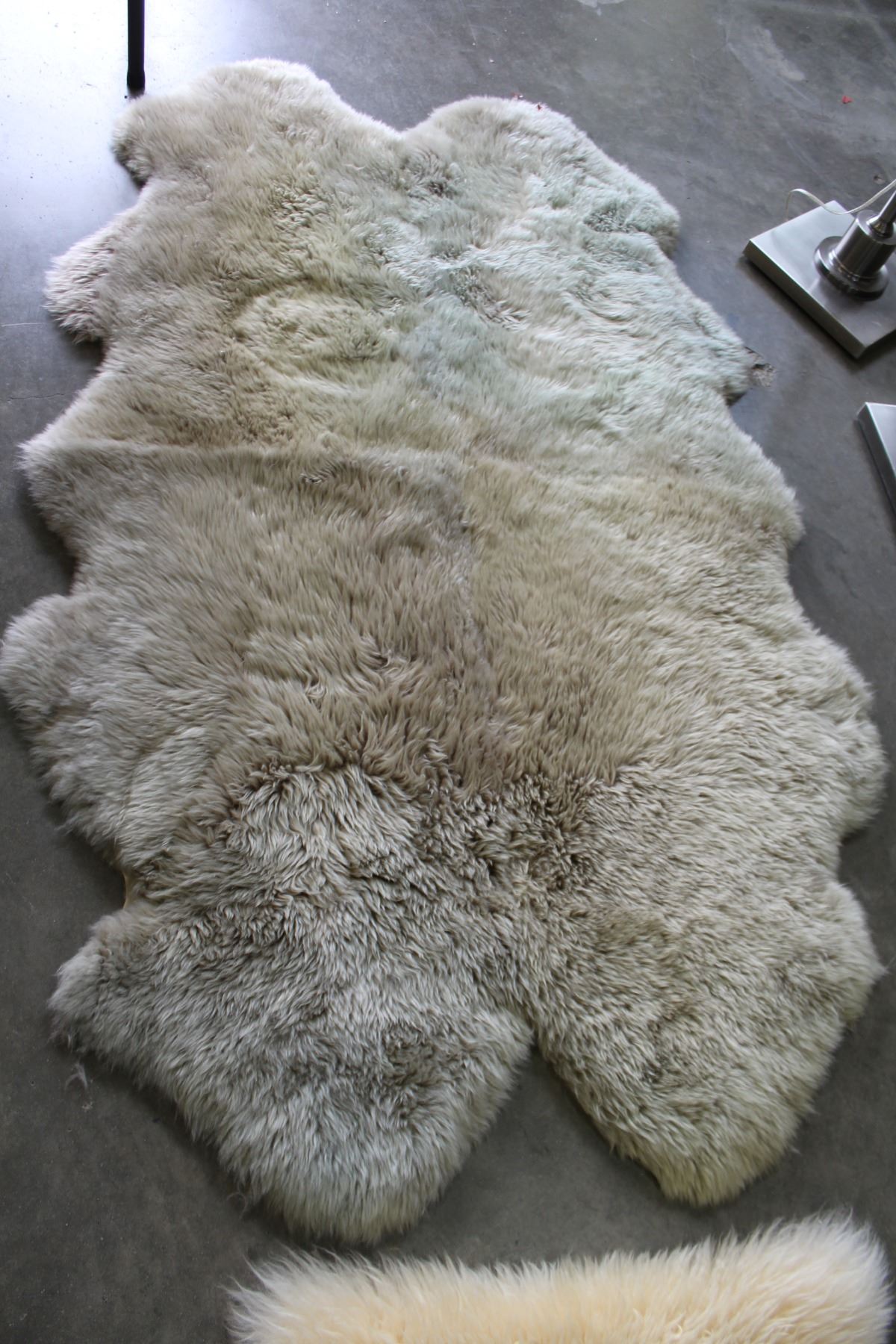 LOT OF LAMB SKIN RUGS