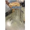 Image 2 : LOCKING METAL WINE RACK