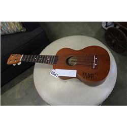 CLASSIC SOPRANO UKULELE