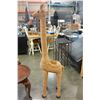 Image 3 : 5 FOOT WICKER GIRAFFE