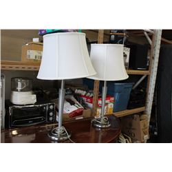 PAIR OF MODERN BRUSHED METAL TABLE LAMPS