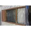 Image 3 : ANTIQUE WASHBOARD