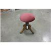 Image 1 : SWIVEL PIANO STOOLS