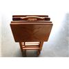 Image 3 : 4 OAK TV TRAYS ON STAND