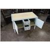 Image 2 : PAINTED 2 DOOR DRESSER