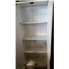 Image 2 : WHITE CUPBOARD