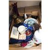 Image 2 : TRAY OF COLLECTIBLES WADE, OIL LAMPS, AND MORE