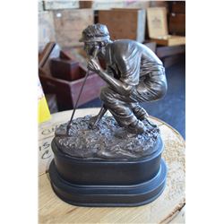 Bronze Golfer Statue