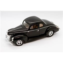 1940 Ford Hot Rod Ertl Collections American Muscle 1:18 scale