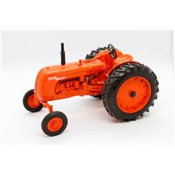 Coop Heritage E4 tractor 1:16 scale Has Box