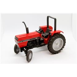 IH 695 1995 Ontario Toy Show Has Box