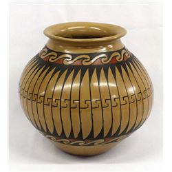 Vintage Mata Ortiz Pottery Jar by Jesus Tena