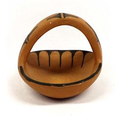 Native American Santo Domingo Pottery Basket