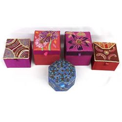 5 Keepsake Boxes