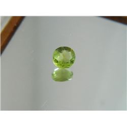 GEMSTONE - PERIDOT - ROUND FACETED - 5.2 X 2.8mm