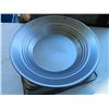 Image 1 : NEW GOLD PAN - ESTWING - METAL - 12"