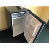 Image 2 : ROOM 356 INC.: KB, D, ST, 2NS, HB, RT, BF