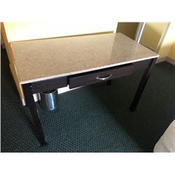 ROOM 318 INC.: 2HB, NS, D, ST, RT, MF