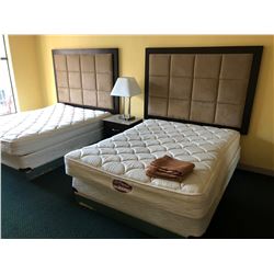 ROOM 256 INC.: 2DB, 2HB, NS, D, ST, RT, OC, 2SC, 2PC, 2TL, FL, MF