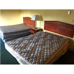 ROOM 243 INC.: 2DB, 2HB, D, A, RT, 3SC, BF, 2TL, FL, NS