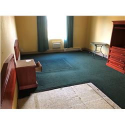 ROOM 203 INC: 2HB, NS, D, A, RT, MF