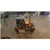 Image 2 : Log Splitter 13 ton 6.5HP 23"3/4 Cutting capacity back and forth