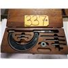 Image 1 : Brown & Sharpe Micrometer 0-4"