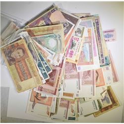 OVER 200 RANDOMLY SELECTED FOREIGN CURRENCY Pcs