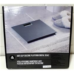HOMETRENDS ANTI-SLIP SILICONE PLATFORM DIGITAL SCALE