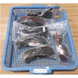 6 PAIRS OF SUNGLASSES
