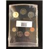 Image 2 : 2000 TINY TREASURES UNCIRCULATED COIN SET (ROYAL CANADIAN MINT)