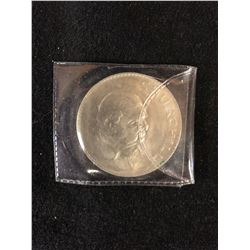 Great Britain (UK) 1965 Churchill One Crown Coin - Queen Elizabeth II