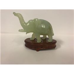 JADE ELEPHANT SCULPTURE (3")